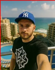 Гей знакомства Киев: как найти общение и отношения в столице